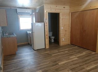 4438 E 28th St, White Cloud, MI 49349
