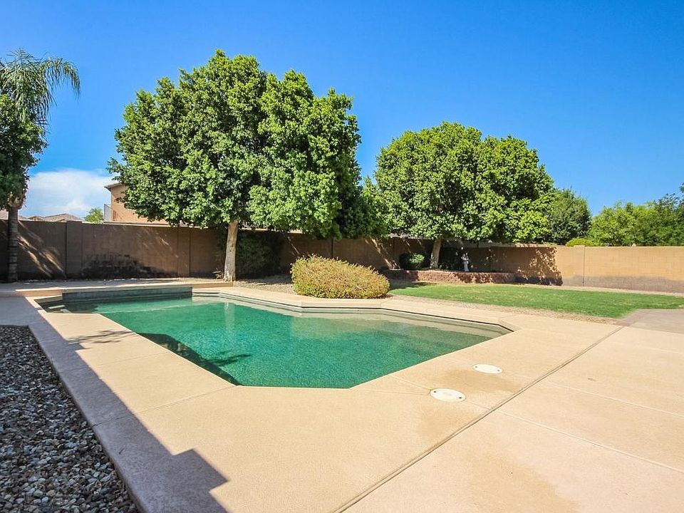 1st image of 12638 W Verde Ln