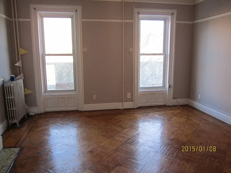 41 Brevoort Pl #2 — Photo 4