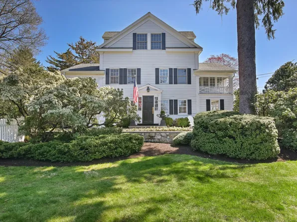 621 Weed Street, New Canaan, CT 06840