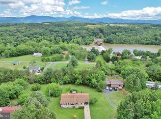 220 Airstrip Rd, Luray, VA 22835