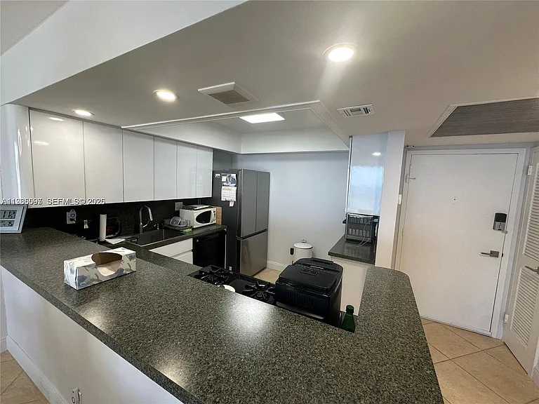 2030 S Ocean Dr #2217 — Photo 5