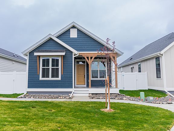2nd image of 1884 Saint Peter Ln