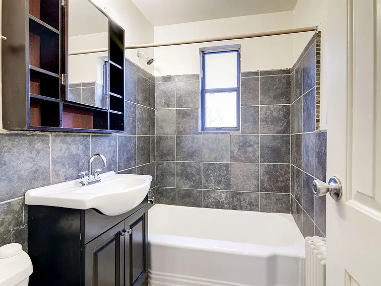 4733 1st St SW #301 — Photo 15