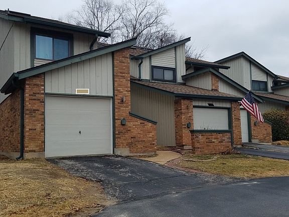 4th image of 2031 Falling Brook Dr
