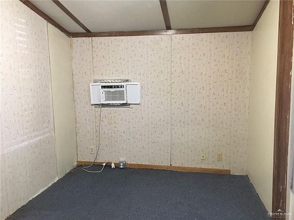 5th image of 1014 Primrose Dr