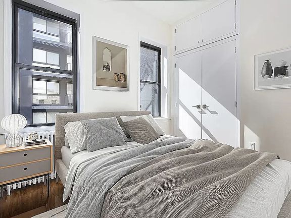 2nd image of 53 Ludlow St APT 4