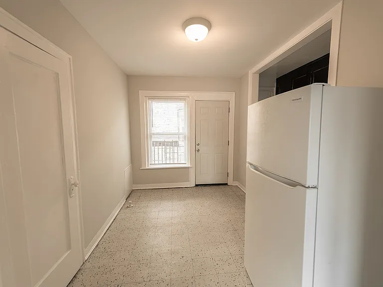 1434 W Jarvis Ave #1436 & 1438 — Photo 11
