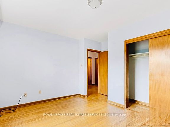 5th image of 50 Peter St N #2