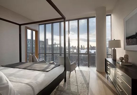 3rd image of 565 Broome St #S21a