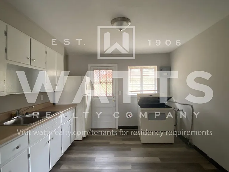 1340-1346 Vinesville Rd — Photo 5
