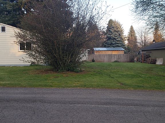3rd image of 5417 NE 114th St