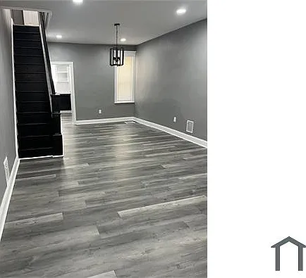 2 bed, 984 sqft, $2,010 — Photo 3