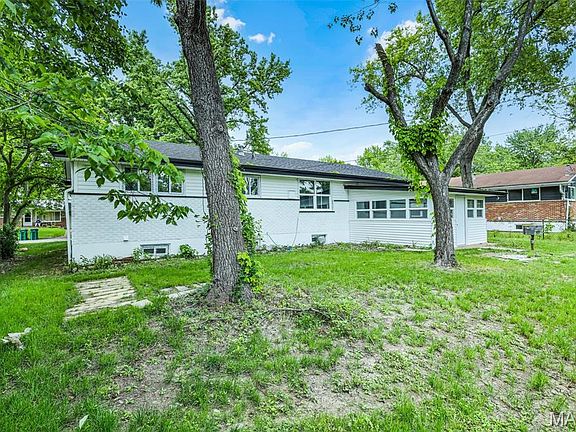 5th image of 2224 Lovett Dr