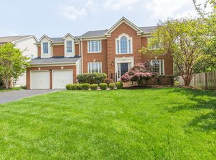 1917 Kentsdale Ln, Vienna, VA 22182