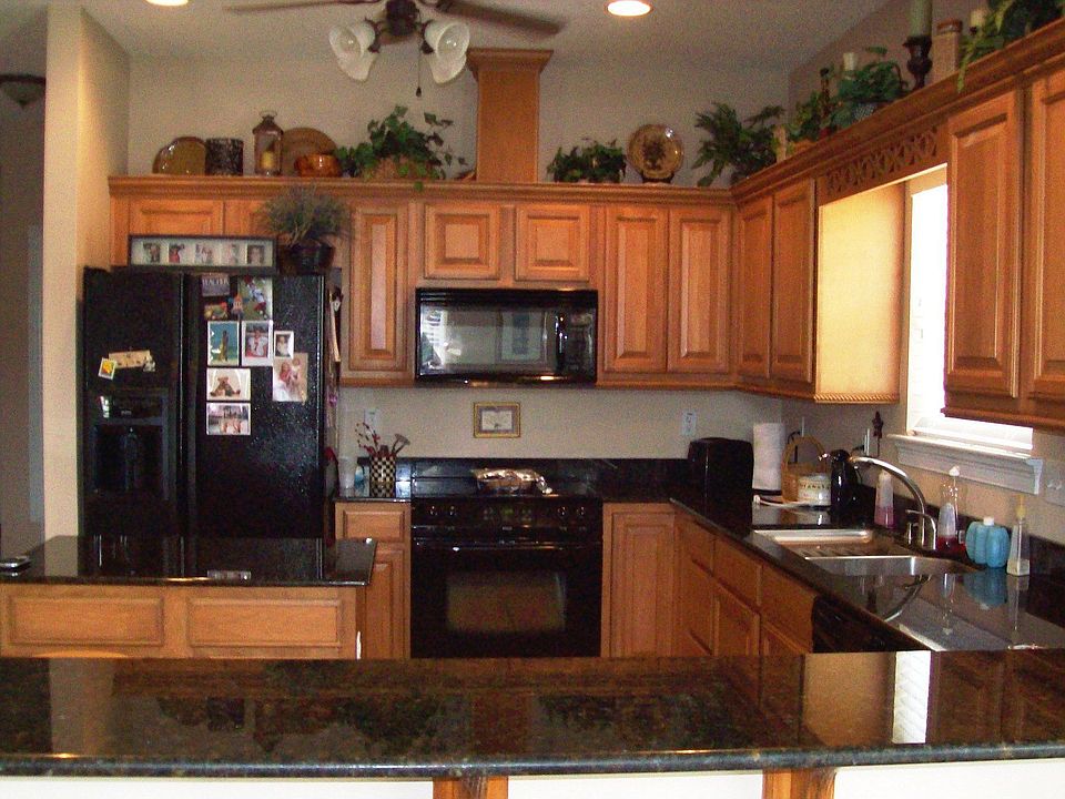 2nd image of 5768 Cobble Creek Dr
