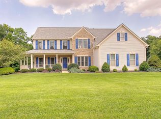 1516 Woodstrail Ln, Loveland, OH 45140