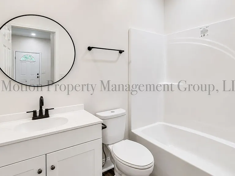 702 Carmen Ave — Photo 16