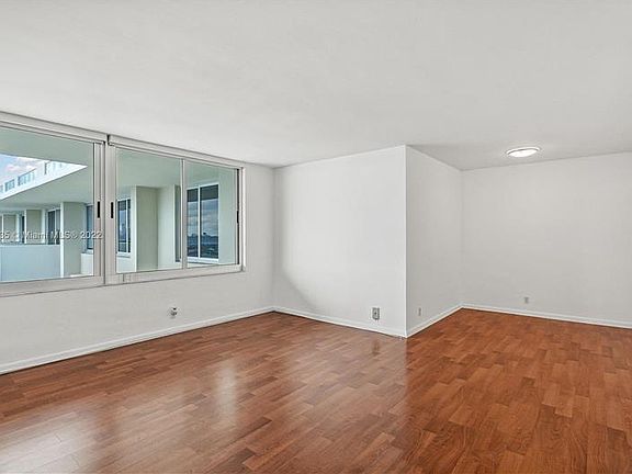 2nd image of 1200 West Ave Unit Ph-01