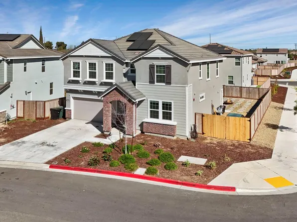 1601 Redhaven Pl, Hughson, CA 95326