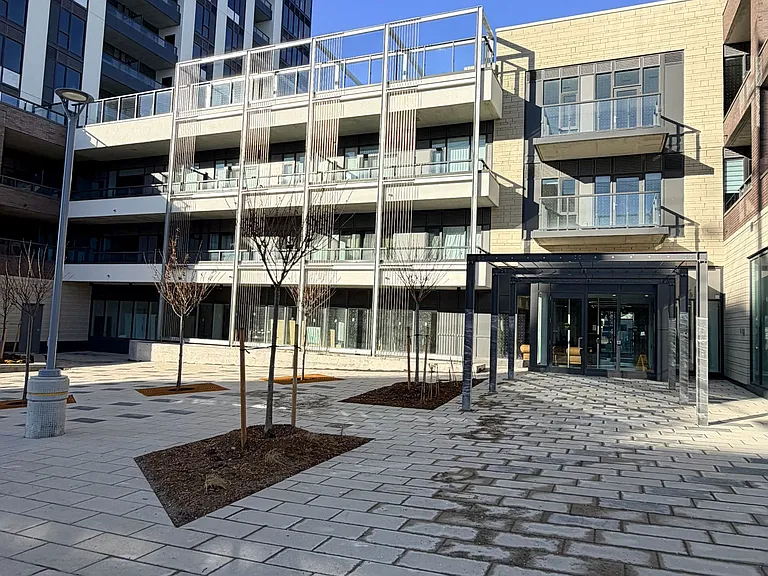 705 Davis Dr #907 — Photo 2