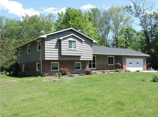 12965 Stratford Trl, Chesterland, OH 44026