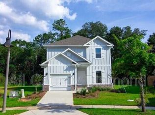 30 Sandywoods Ct, Freeport, FL 32439