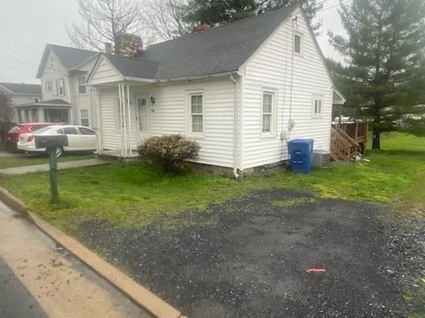 114 W 18th St, Front Royal, VA 22630