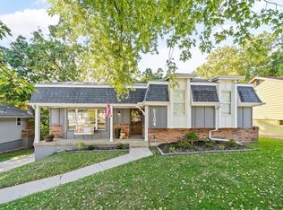 5104 N Wood Ridge Dr, Kansas City, MO 64151