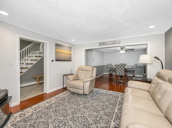 40 Marie Ave, Everett, MA 02149