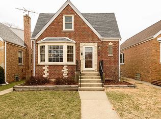 5042 N Melvina Ave, Chicago, IL 60630
