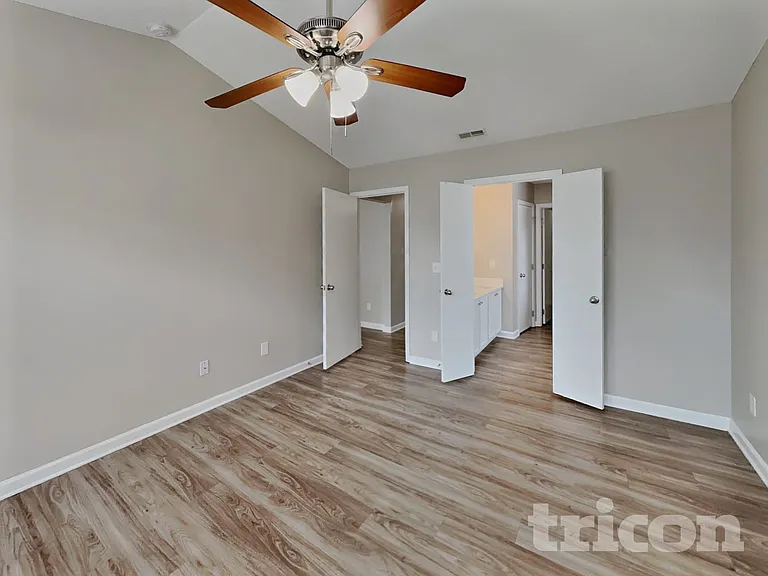 3120 Riverbrooke Dr — Photo 8