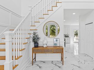 52 Sandy Hollow Rd, Southampton, NY 11968