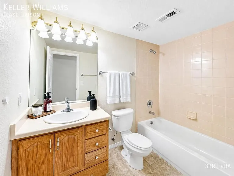 701 Westwood Trce — Photo 17