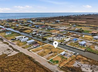 1125 Paisley St, Gilchrist, TX 77617