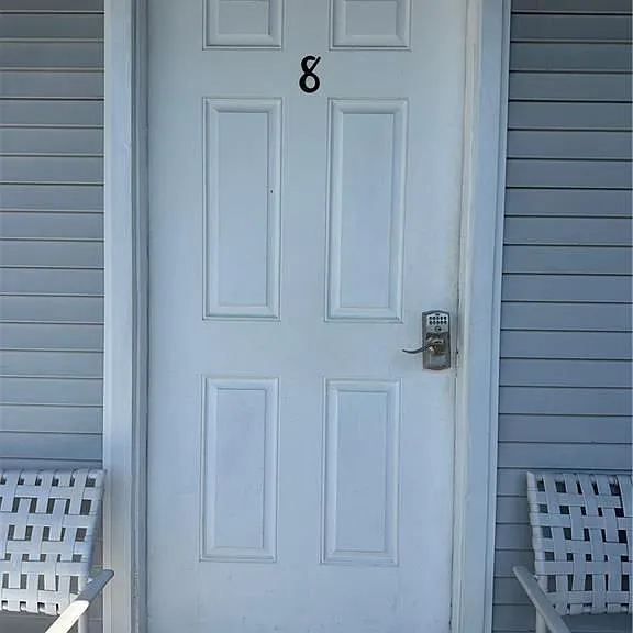 53 Winnapaug Rd #8 — Photo 2