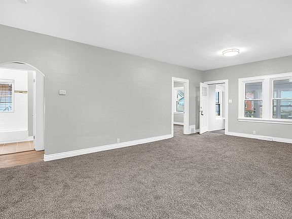 5th image of 7428 Jackson Ave