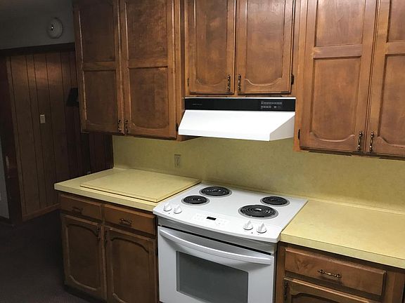 4th image of 107 Powell Dr