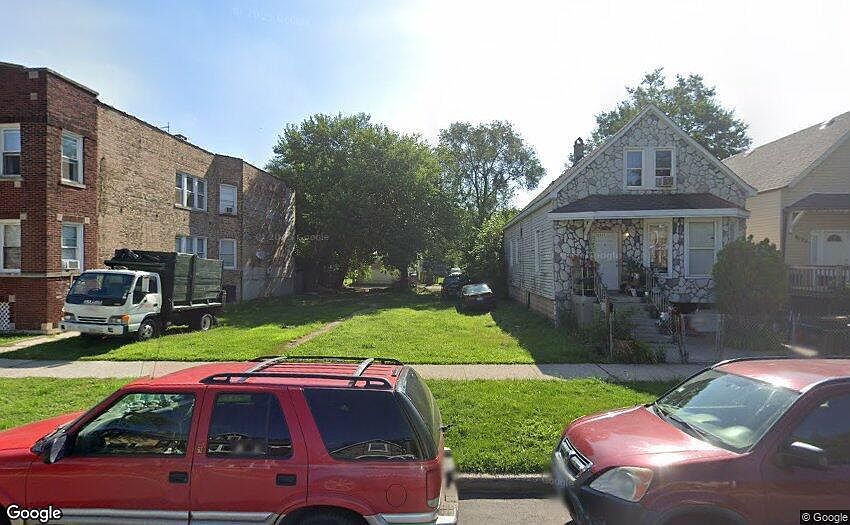 1st image of 6129 S Wood St