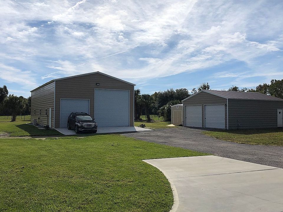 2nd image of 3410 Chelsey Ln