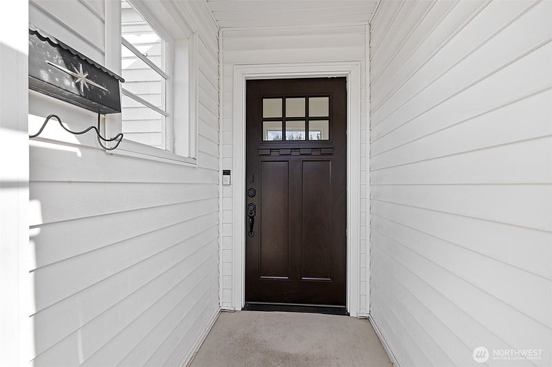 5th image of 1227 E 4th Street