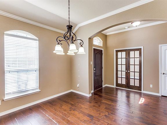 5th image of 1401 Montego Ct