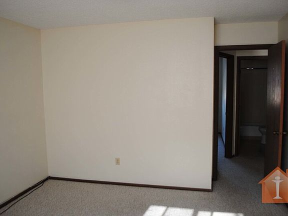 5th image of 2814 Parque De Oeste Dr APT 3