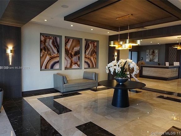 3rd image of 20515 E Country Club Dr APT 1041