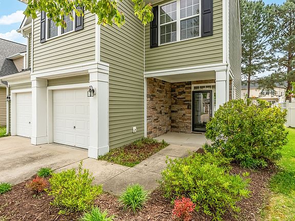 2nd image of 6004 Brambleberry Way