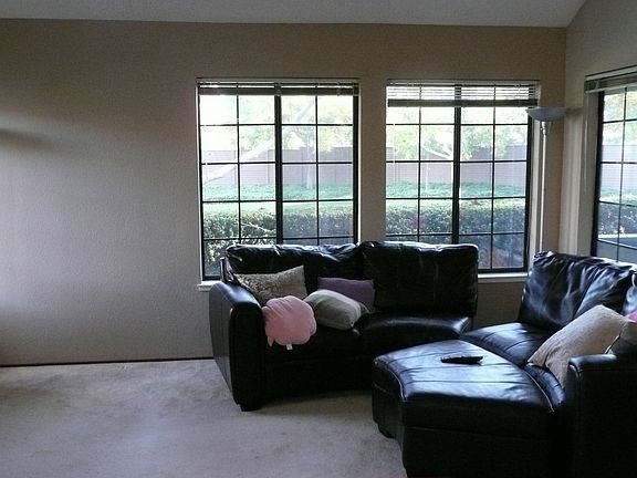 5th image of 2688 Yerba Cliff Ct