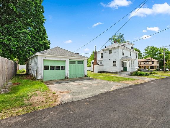4th image of 104 Great Rd