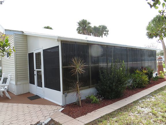3rd image of 143 Brookshire Dr