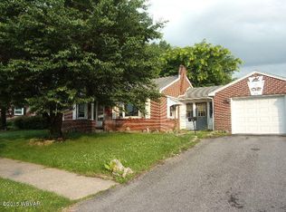 201 E Market St, Mifflinburg, PA 17844
