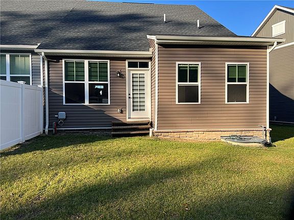 2nd image of 117 Melinda Ct